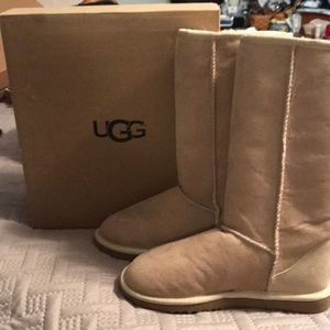 Classic Ugg boots not for sale